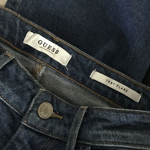 New Guess 1981 Flare Snap Button Jeans 27 Long - Picture 5 of 8